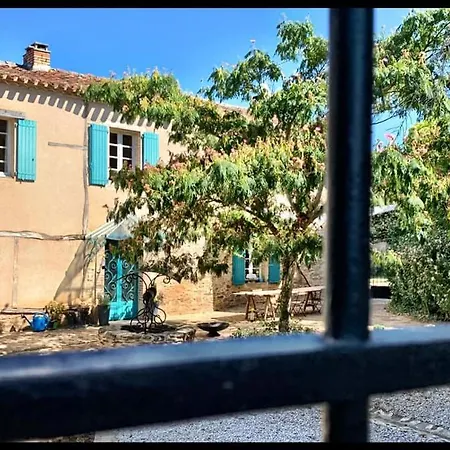 Domaine Du Conte Bleu Couette-café 3*
