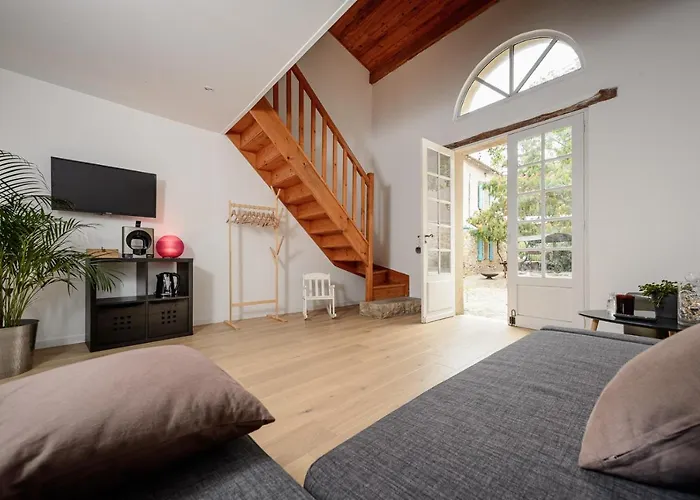 Domaine Du Conte Bleu ベッド・アンド・ブレックファスト 3*