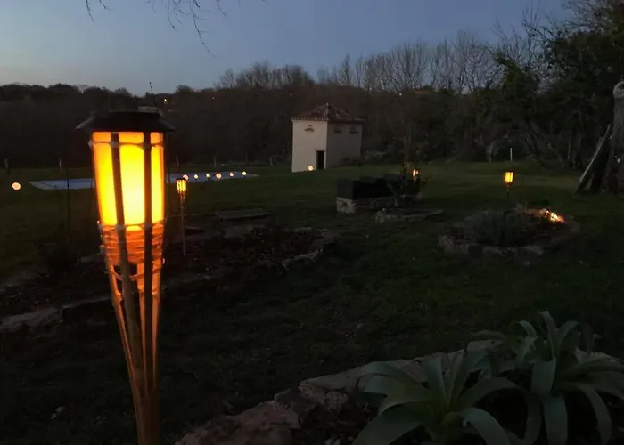 ベッド・アンド・ブレックファスト Domaine Du Conte Bleu 3*